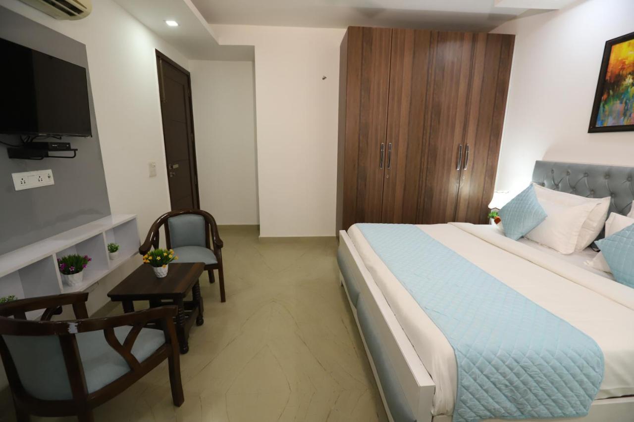 Hotel Nature View Green Park Metro Couple Friendly New Delhi Exterior foto