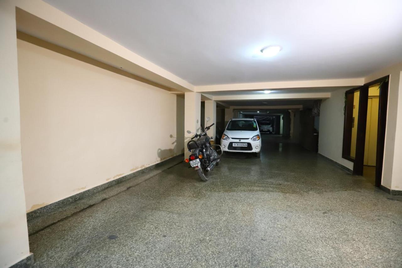 Hotel Nature View Green Park Metro Couple Friendly New Delhi Exterior foto