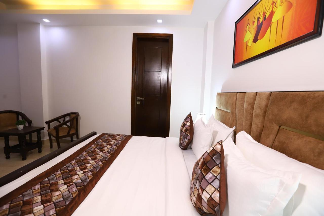 Hotel Nature View Green Park Metro Couple Friendly New Delhi Exterior foto